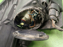 Laden Sie das Bild in den Galerie-Viewer, Frontscheinwerfer VW Touran 1T1941752A 1T1941751A Xenon Ein Satz Headlight SCH6334790669oc