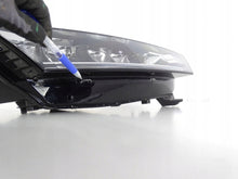 Laden Sie das Bild in den Galerie-Viewer, Frontscheinwerfer Skoda Octavia IV 5E4941016 Full LED Rechts Headlight SCH1712027713gn