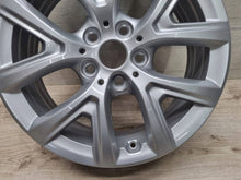 Laden Sie das Bild in den Galerie-Viewer, 1x Alufelge 17 Zoll 6884815 BMW 2 F45 Rim Wheel FEL5841822584aa