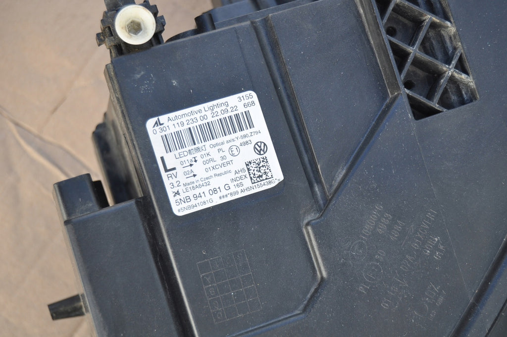 Frontscheinwerfer VW Tiguan 5NB941081G Full LED Links Scheinwerfer Headlight