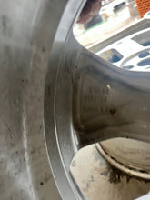 Load image into Gallery viewer, 1x Alufelge 18 Zoll 7.5" 5x108 50 5ET Glanz Silber 31471553 Volvo Xc60 I FEL6490652909ha