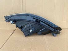 Load image into Gallery viewer, Frontscheinwerfer VW Golf VIII 5H1941005B 5NB941082A Full LED Links Headlight SCH8641775934ik