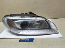 Load image into Gallery viewer, Frontscheinwerfer Volvo V70 31420014 Xenon Rechts Scheinwerfer Headlight SCH1385335664sz