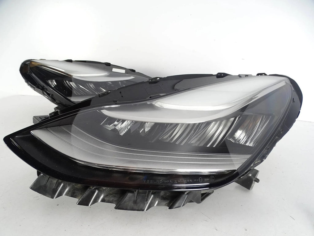Frontscheinwerfer Tesla 3 1077375-00-6 Full LED Ein Stück (Rechts oder Links)