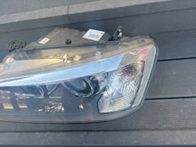Laden Sie das Bild in den Galerie-Viewer, Frontscheinwerfer BMW X3 F25 7217297 Vorderseite Scheinwerfer Headlight SCH1098815619mh