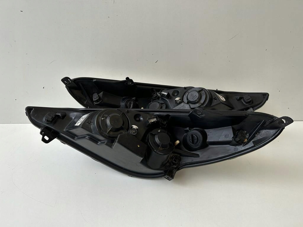 Frontscheinwerfer Peugeot 98866062 98866067 Ein Satz Scheinwerfer Headlight