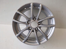 Load image into Gallery viewer, 1x Alufelge 16 Zoll 7.0&quot; 5x120 40ET Glanz Silber 6796202 BMW 1 F21 F20 Rim Wheel