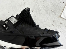 Load image into Gallery viewer, Frontscheinwerfer BMW 2 Active Tourer U06 5A422485 12083060000 Rechts Headlight SCH2183204146qj