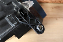 Load image into Gallery viewer, Frontscheinwerfer VW Golf Sportsvan 517941034B Xenon Rechts Headlight SCH3242103343rq