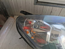 Laden Sie das Bild in den Galerie-Viewer, Frontscheinwerfer Opel Zafira B 13252471 Xenon Rechts Scheinwerfer Headlight