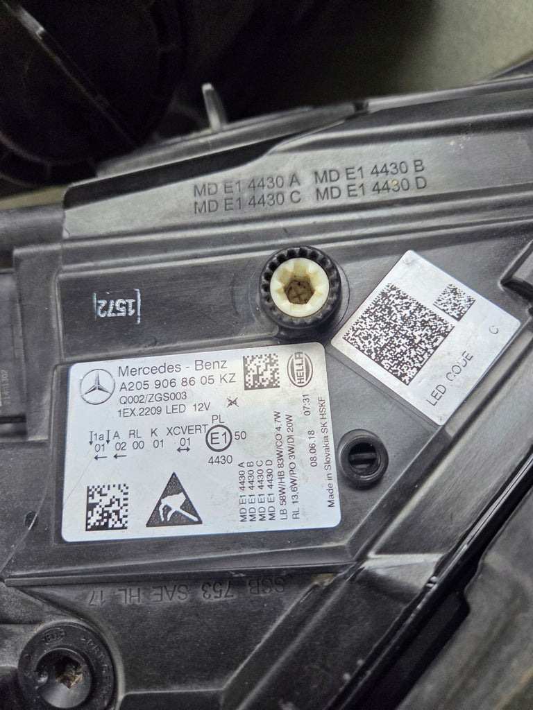 Frontscheinwerfer Mercedes-Benz W205 2059068605 2059068505 Rechts oder Links SCH2870035680nx