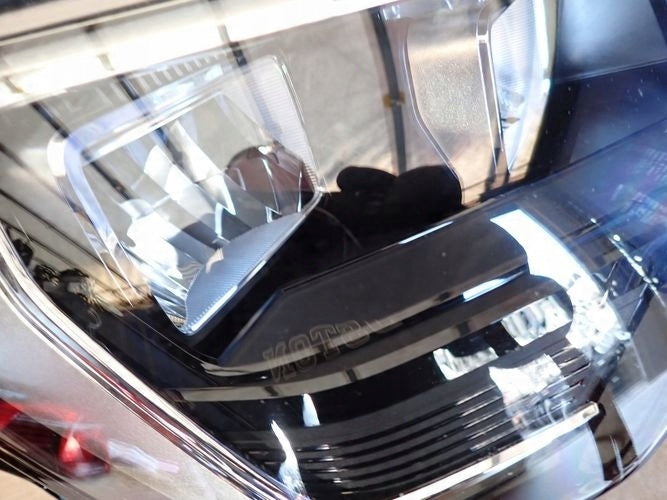 Frontscheinwerfer Audi Q3 83A941012 Rechts Scheinwerfer Headlight