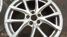 Load image into Gallery viewer, 1x Alufelge 18 Zoll 8.0&quot; 5x112 48ET Glanz Silber 4F0601025CD Audi A6 C6