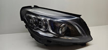 Laden Sie das Bild in den Galerie-Viewer, Frontscheinwerfer Mercedes-Benz W205 A2059061606 LED Rechts Headlight SCH1029295962ud