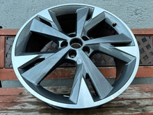 Laden Sie das Bild in den Galerie-Viewer, 1x Alufelge 20 Zoll 9.0" 5x112 42ET 89A601025E Audi E-Tron Rim Wheel FEL5021982294ip