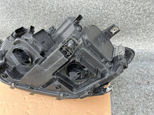 Laden Sie das Bild in den Galerie-Viewer, Frontscheinwerfer VW Touran 5TB941082B Rechts Scheinwerfer Headlight SCH8987586623ev