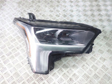 Laden Sie das Bild in den Galerie-Viewer, Frontscheinwerfer Toyota Tundra Sequoia 81140-0C230 Rechts Headlight