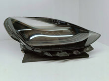 Laden Sie das Bild in den Galerie-Viewer, Frontscheinwerfer Mercedes-Benz Model 3 151495300D Rechts Scheinwerfer Headlight SCH1058867368rx