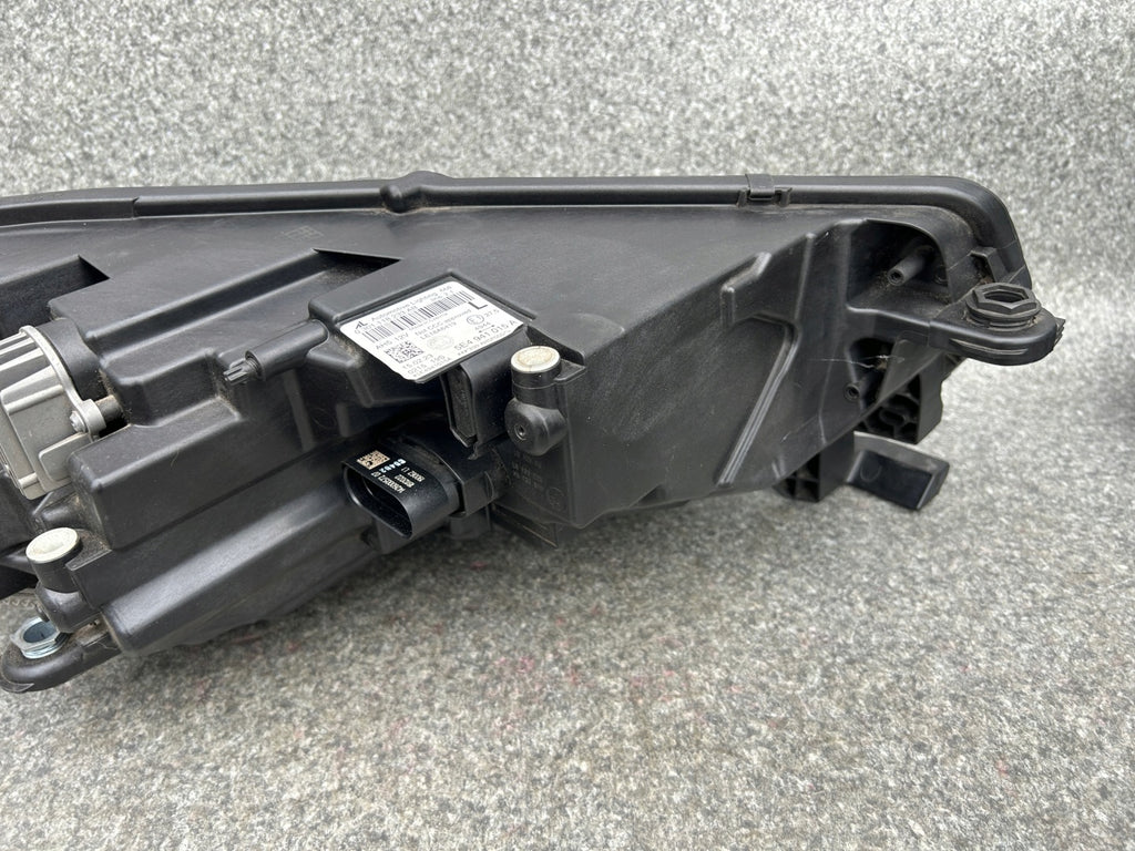 Frontscheinwerfer Skoda Octavia IV 5E4941015A Links Scheinwerfer Headlight SCH1544393764zb