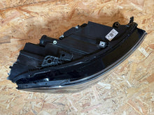 Laden Sie das Bild in den Galerie-Viewer, Frontscheinwerfer VW Passat 3J1941035 3J1941036 LED Rechts oder Links SCH6657050833ti