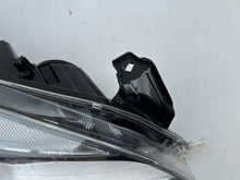 Laden Sie das Bild in den Galerie-Viewer, Frontscheinwerfer Opel Astra J 13253651 Bi-Xenon Rechts Scheinwerfer Headlight SCH6448488746na
