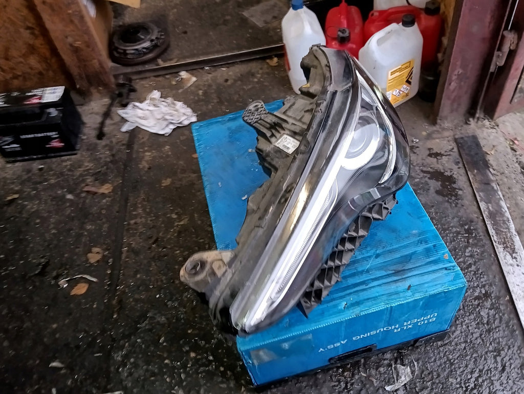 Frontscheinwerfer Alfa Romeo Stelvio 50563962 Bi-Xenon Links Headlight SCH3811303695aj