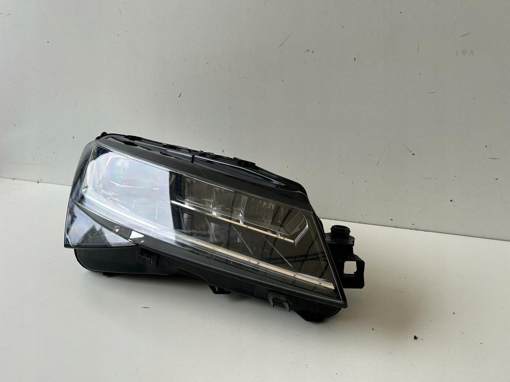 Frontscheinwerfer Skoda Superb III 3V1941016E Full LED Rechts Headlight