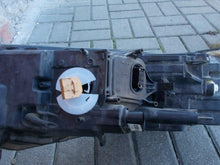 Load image into Gallery viewer, Frontscheinwerfer VW Touareg 7P1941034A 1ZT011937-22 LED Rechts Headlight