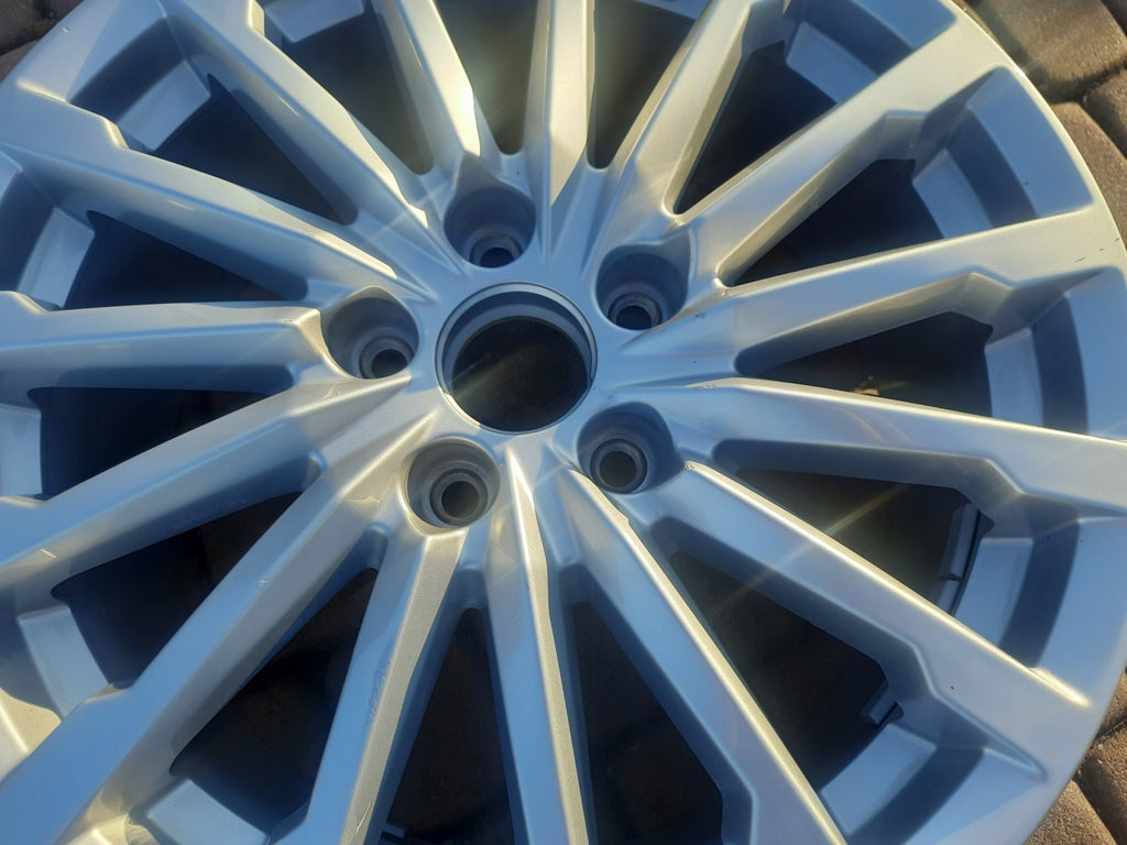 1x Alufelge 17 Zoll 7.0" 5x112 45ET Glanz Graphit 81A601025A Audi Q2 Mg FEL5473301526sc