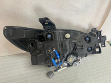 Laden Sie das Bild in den Galerie-Viewer, Frontscheinwerfer Mazda 6 Gj GRF5-51040 LED Links Scheinwerfer Headlight SCH9992372249vo