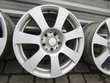 Laden Sie das Bild in den Galerie-Viewer, 4x Alufelge 17 Zoll 8.0&quot; 5x112 Silber A2214010202 Mercedes-Benz W221 Rim Wheel