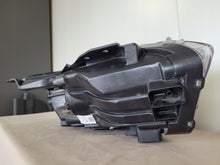 Laden Sie das Bild in den Galerie-Viewer, Frontscheinwerfer Kia Ceed J792111010 Links Scheinwerfer Headlight SCH6770943764sn