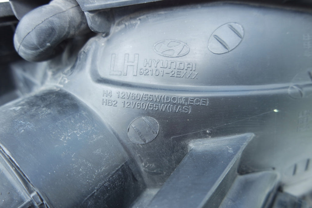 Frontscheinwerfer Hyundai Tucson I 92102-2 LED Ein Stück (Rechts oder Links)