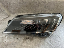 Laden Sie das Bild in den Galerie-Viewer, Frontscheinwerfer Skoda Superb III 3V1941015B LED Links Scheinwerfer Headlight