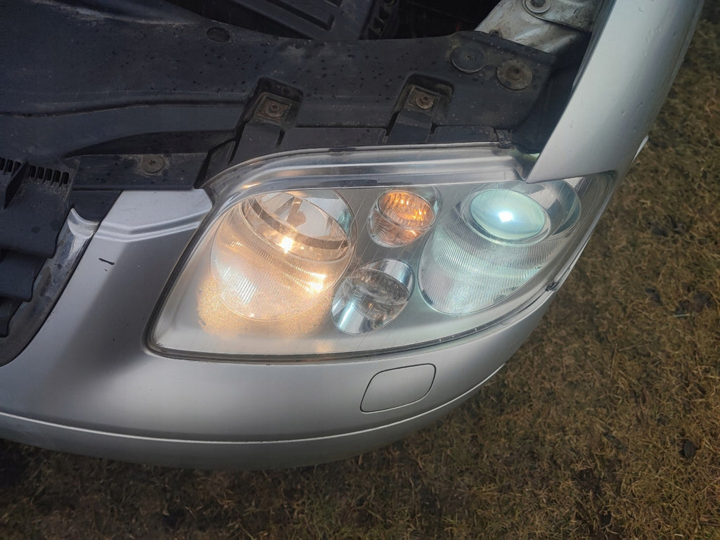 Frontscheinwerfer VW Touran 0301205271 Xenon Links Scheinwerfer Headlight SCH1891835125bb