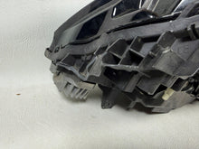 Laden Sie das Bild in den Galerie-Viewer, Frontscheinwerfer Volvo Xc90 32338925 Rechts Scheinwerfer Headlight SCH1073499735fo