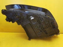 Laden Sie das Bild in den Galerie-Viewer, Frontscheinwerfer BMW 2 Active Tourer U06 5A42247-01 LED Rechts oder Links SCH3848893939as