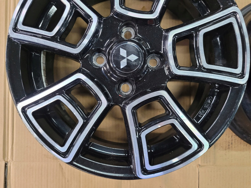 1x Alufelge 15 Zoll 6.0" 4x100 42ET KBA51769 Mitsubishi Space Star Rim Wheel