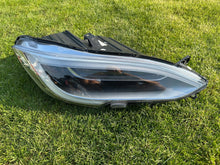 Laden Sie das Bild in den Galerie-Viewer, Frontscheinwerfer Tesla Model S 1053575-00-C LED Rechts Scheinwerfer Headlight
