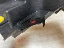 Laden Sie das Bild in den Galerie-Viewer, Frontscheinwerfer Skoda Kamiq 658941015 Links Scheinwerfer Headlight SCH2343282759py
