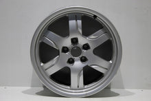 Load image into Gallery viewer, 1x Alufelge 17 Zoll 7.5&quot; 5x112 28ET Glanz Silber 8T0601025B Audi A5 Rim Wheel