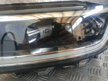 Laden Sie das Bild in den Galerie-Viewer, Frontscheinwerfer VW T-Roc 2GA941035AF FULL LED Links Scheinwerfer Headlight