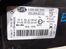 Laden Sie das Bild in den Galerie-Viewer, Frontscheinwerfer Mercedes-Benz Vito W639 A6398201961 Halogen Rechts Headlight