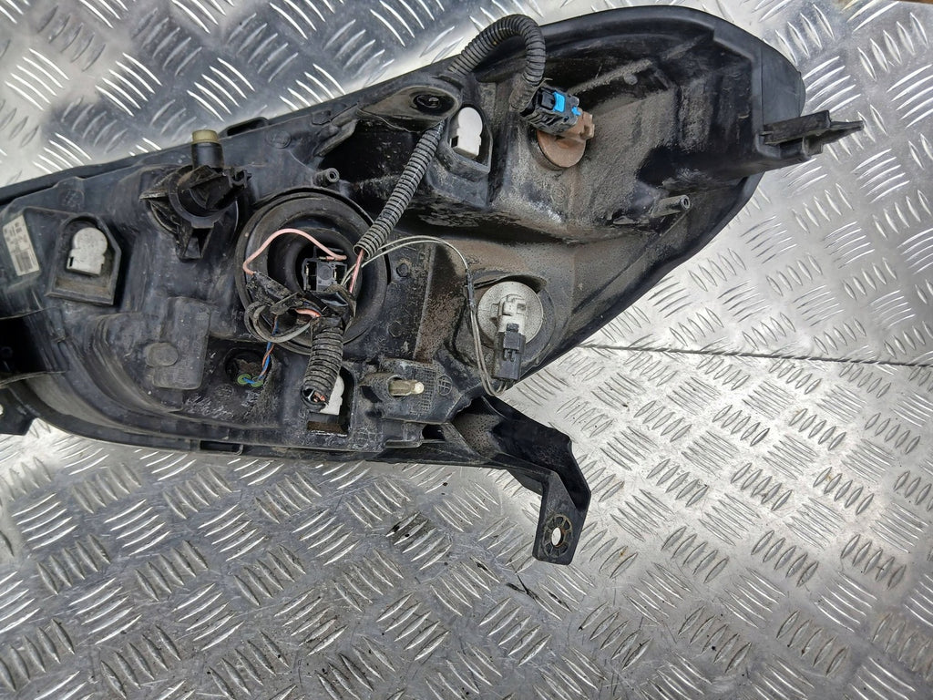 Frontscheinwerfer Dacia Dokker 260102414R Rechts Scheinwerfer Headlight