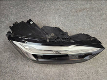 Laden Sie das Bild in den Galerie-Viewer, Frontscheinwerfer Audi A5 8W6941040SCZ 8W6941040 LED Rechts Headlight SCH5383950577lo
