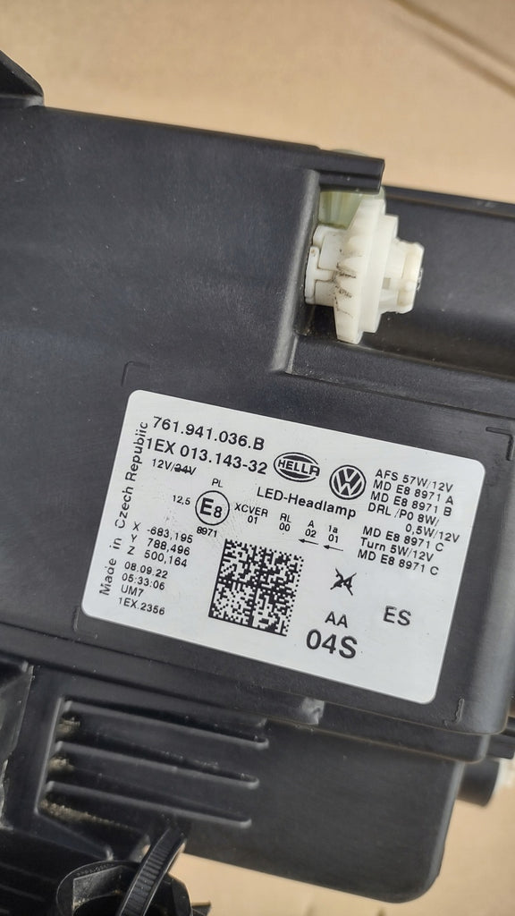 Frontscheinwerfer VW Touareg 761941036B LED Rechts Scheinwerfer Headlight