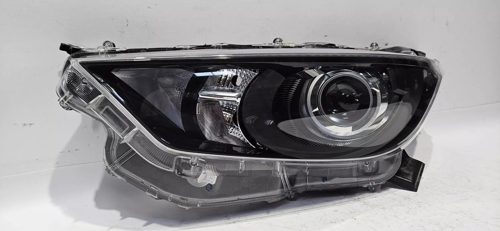 Frontscheinwerfer Toyota Yaris Links Scheinwerfer Headlight