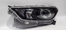 Load image into Gallery viewer, Frontscheinwerfer Toyota Yaris Links Scheinwerfer Headlight