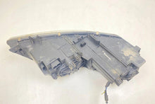 Laden Sie das Bild in den Galerie-Viewer, Frontscheinwerfer Mazda 6 Estate F014003906 Ein Stück (Rechts oder Links)