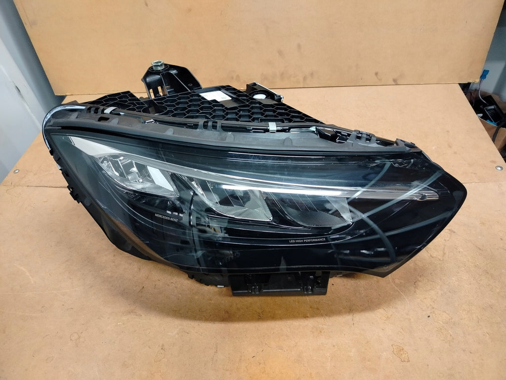 Frontscheinwerfer Mercedes-Benz Eqe A2959060400 Full LED Rechts Headlight SCH6880041091zt